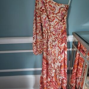 Floral One-Shoulder Maxi Dress